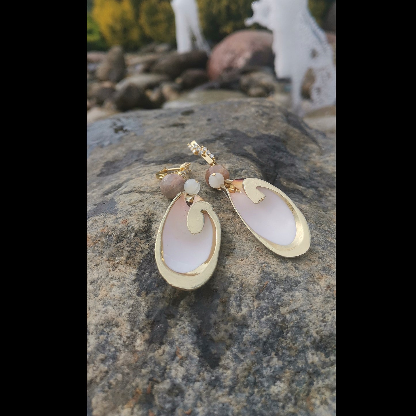 Earrings "Pink seashells"